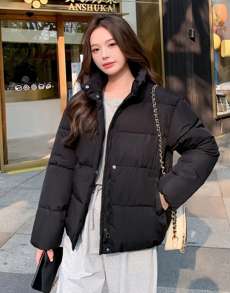 Women's Quilted Puffer Jacket with In-Seam Pockets for Warmth